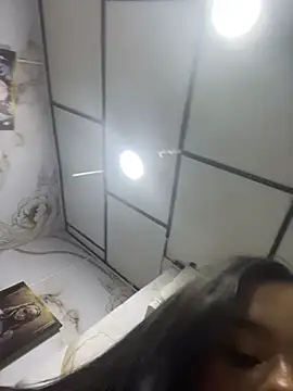 adara_sweet20's cam snapshot