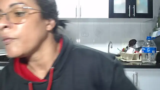 kateleyagrey live sex cam