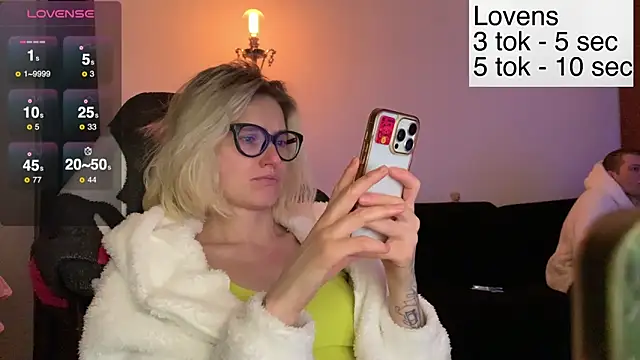 Sexy_Sweets's cam snapshot