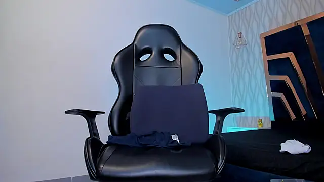 Petesevans live sex cam