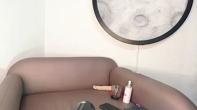 Nina-foxx's cam snapshot