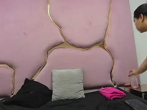 ZoeEclipse's cam snapshot