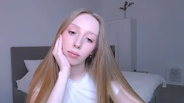 Luna_insniity's cam snapshot