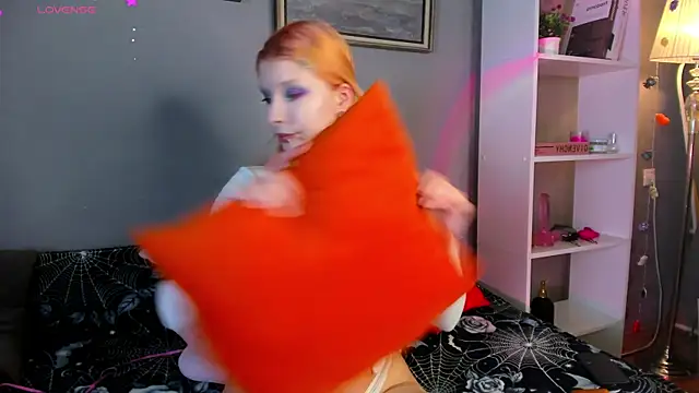 VelvetBlitz's cam snapshot