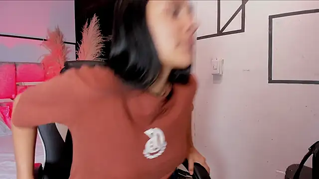 ManuelaEvans_'s cam snapshot