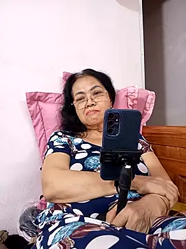 Hotestlove live sex cam