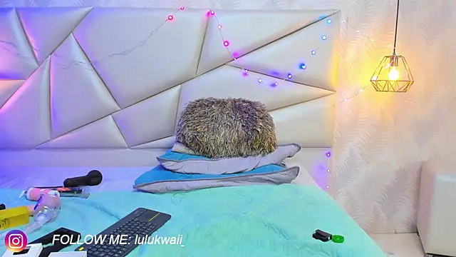 lulukawai16's cam snapshot