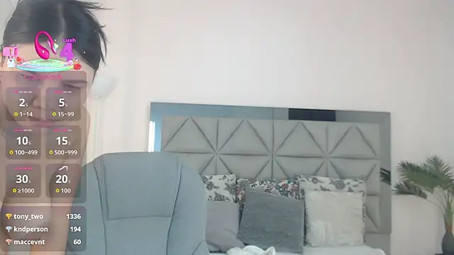 miaarodriguez1_'s cam snapshot