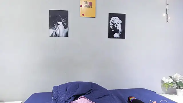 sexynova_93's cam snapshot