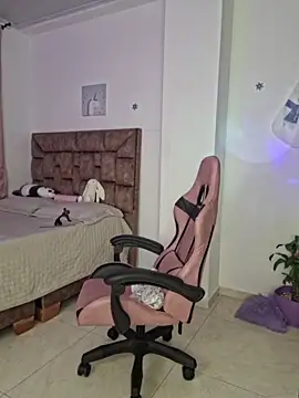 heyshaa's cam snapshot