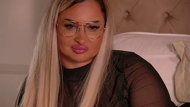 Denisse_Perry's cam snapshot