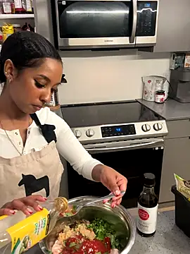 Your_Paris's cam snapshot