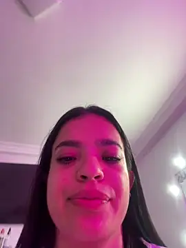 JuanitaMore01's cam snapshot