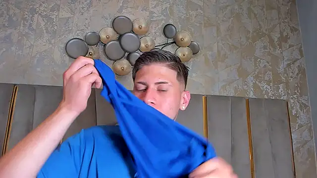 SebastianMaximoff live sex cam