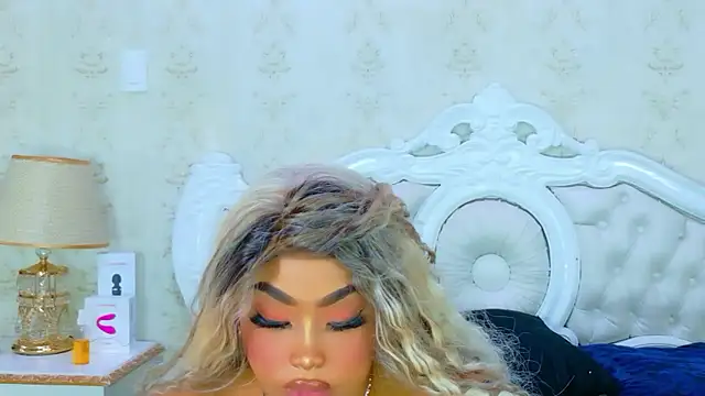 TianahGlow's cam snapshot