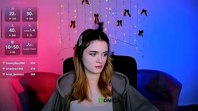 liana_kisses's cam snapshot