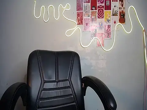 kiara_1122's cam snapshot