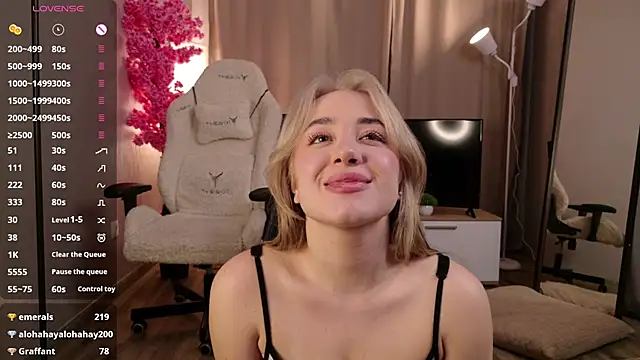 Pony_Claid's cam snapshot