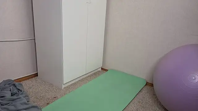 BibiStapler's cam snapshot