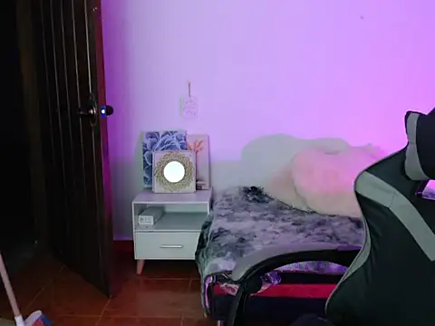 Nina__666's cam snapshot