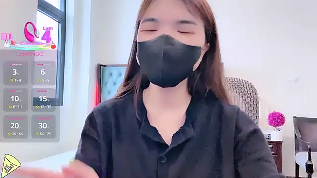 Caryln-Bun live sex cam