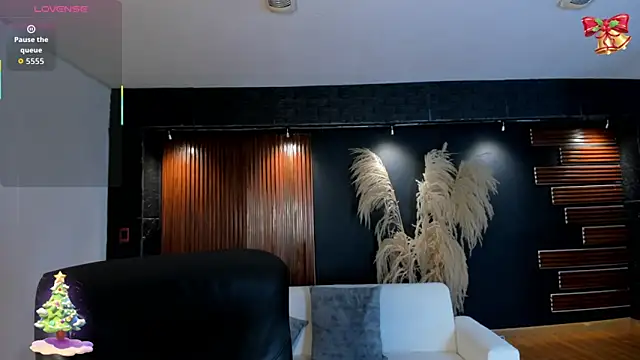 Saara_Corraless's cam snapshot