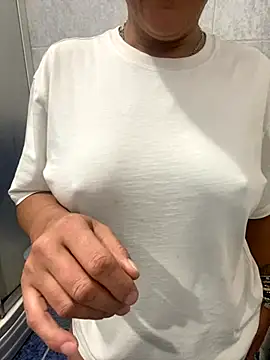 Latinbella's cam snapshot