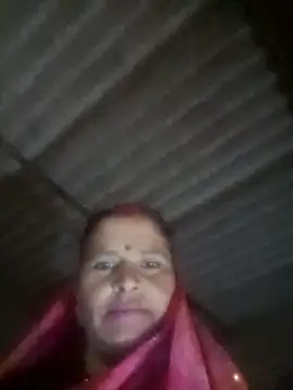 Pinki_rajak live sex cam