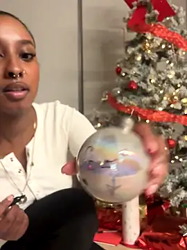 Your_Paris live sex cam