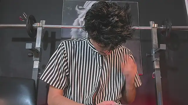 DimitriDeluxe live sex cam