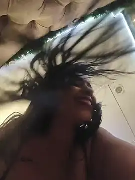 L_ucero live sex cam