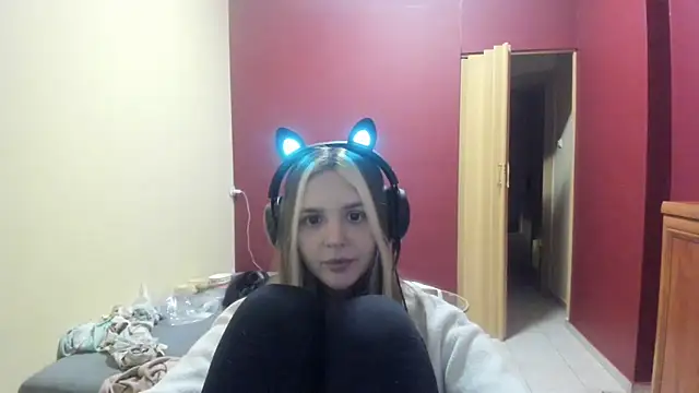 LunaAngell's cam snapshot