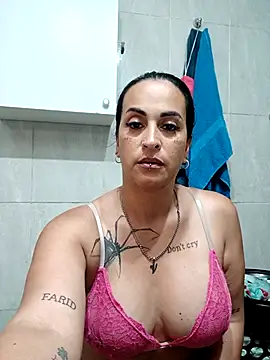 indianalove37's cam snapshot