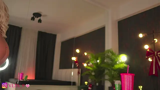 Angel-Barbie live sex cam