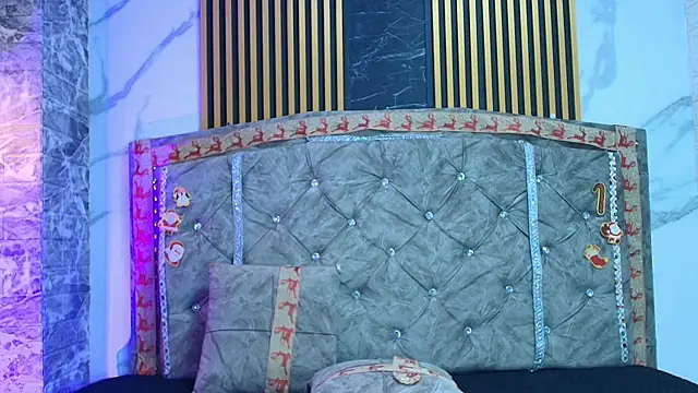 AngieLuxx_'s cam snapshot