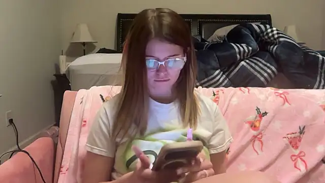 Riley_ray69's cam snapshot