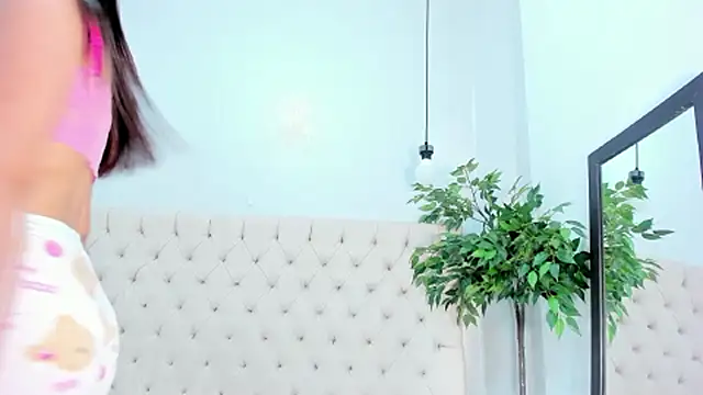 Victoria_Coleman's cam snapshot