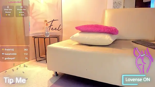 bonie_lov's cam snapshot