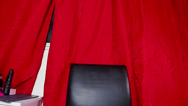 DakotaHoland live sex cam