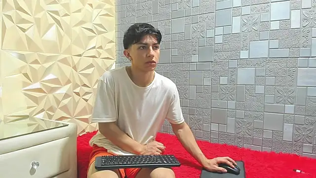 ElanGiraldo's cam snapshot