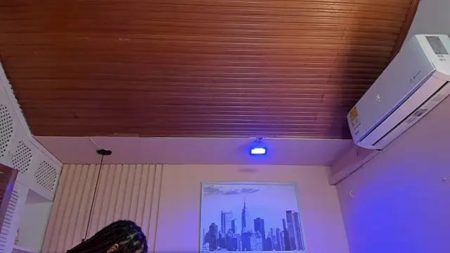 viiolett_lee live sex cam