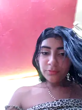 Sweed-virgin-pussy live sex cam