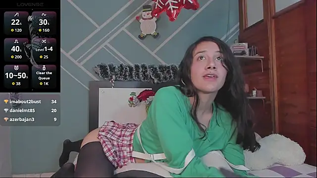 Lucy-Bluesea's cam snapshot