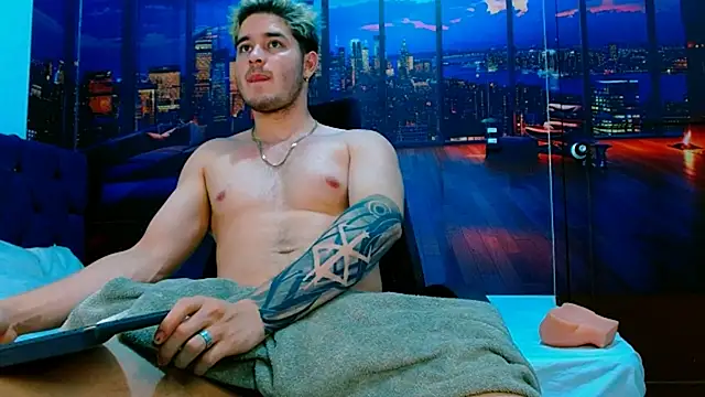 RayanLynxx's cam snapshot