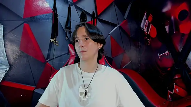 Aaron_LatinMen2's cam snapshot