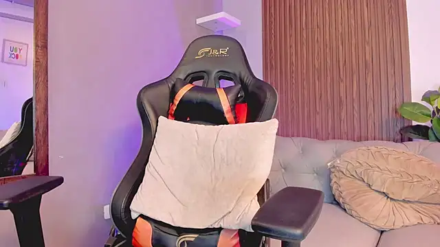 Hot_alex21's cam snapshot