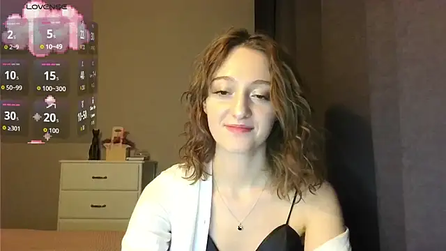 white_liillyy's cam snapshot