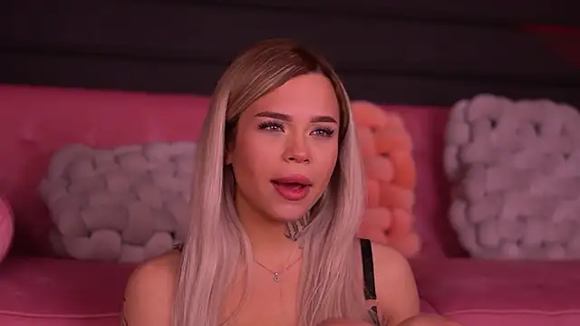 NickyBenz live sex cam