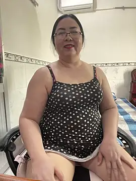 Alinat_'s cam snapshot