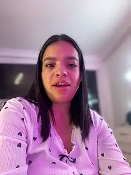 JuanitaMore01's cam snapshot